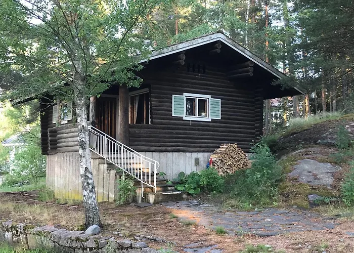 Naantalissa Idyllinen Merenrantatalo, Onnenpoukama Naantali