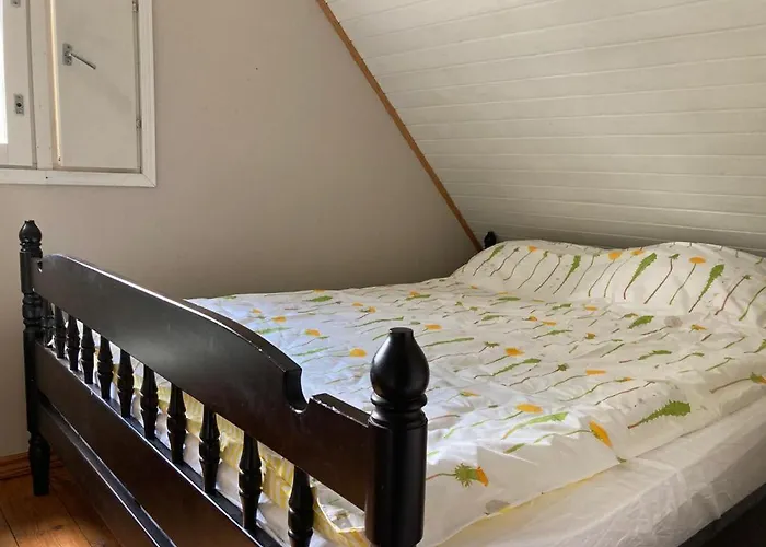 Nyaraló Naantalissa Idyllinen Merenrantatalo, Onnenpoukama Naantali